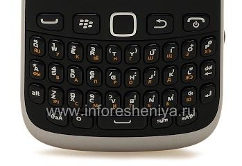 Pemasangan keyboard Rusia (tidak dirakit)