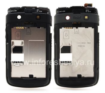 The middle part of the original case for the BlackBerry 9700/9780 Bold