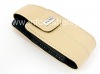 Фотография 2 — Оригинальный кожаный чехол с ремешком и металлической биркой Leather Tote для BlackBerry 8100/8110/8120 Pearl, Бежевый (Ecru Tan)
