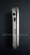 Photo 4 — External and internal LCD screens in the assembly with the middle part of housing for BlackBerry 8220/8230 Pearl Flip, Silver