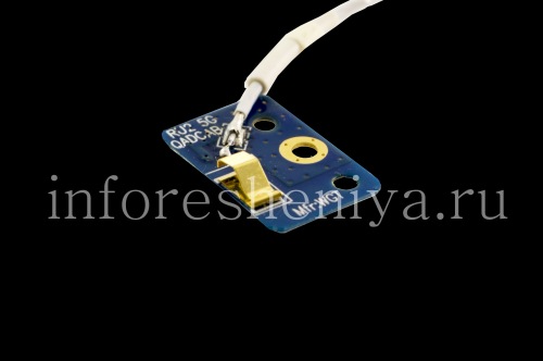 Photogallery for 天线BlackBerry的PlayBook的Wi-Fi, 没有颜色，白色电缆 product