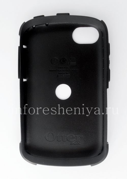 Галерея фотографий товара Фирменный чехол повышенной прочности OtterBox Commuter Series Case для BlackBerry Q10, Черный