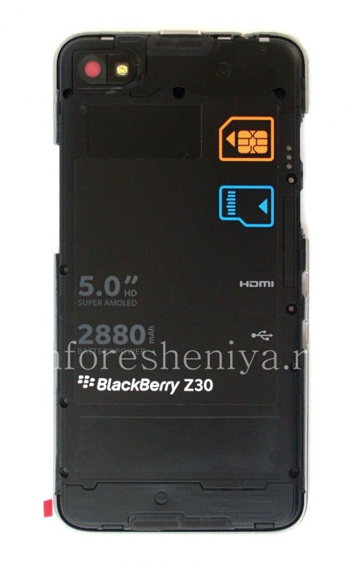 Photogallery for Der mittlere Teil des ursprünglichen Körpers bei der Montage mit der Felge für den Blackberry Z30, Silber / Schwarz product