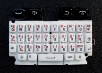 Keyboard Rusia BlackBerry 9720 (ukiran), putih