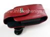 Фотография 3 — Оригинальный кожаный чехол с клипсой и металлической биркой Leather Holster with Swivel Belt Clip для BlackBerry, Красный (Apple Red)