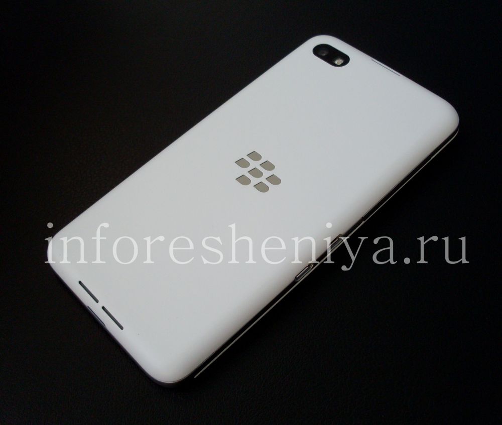 Купить Смартфон BlackBerry Z30, Белый (White) — У нас есть для BlackBerry  всё. ИнфоРешения / bbry.net