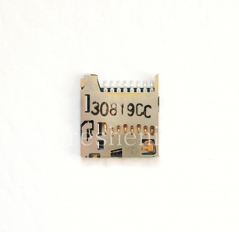 存储卡插槽（记忆卡插槽），T7为BlackBerry