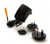 Фотография 2 — Оригинальное сетевое зарядное устройство International Charger 2A с насадками для разных стран, Черный