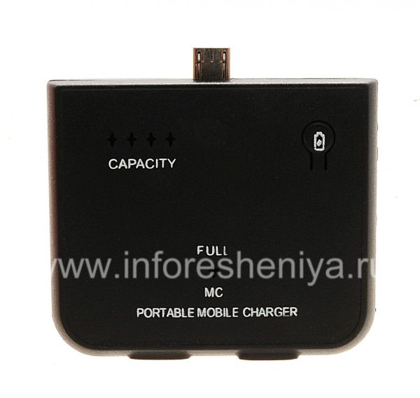 Портативное зарядное устройство для BlackBerry, Черный: На передней поверхности устройства есть кнопка, позволяющая отобразить текущий уровень заряда (CAPACITY).